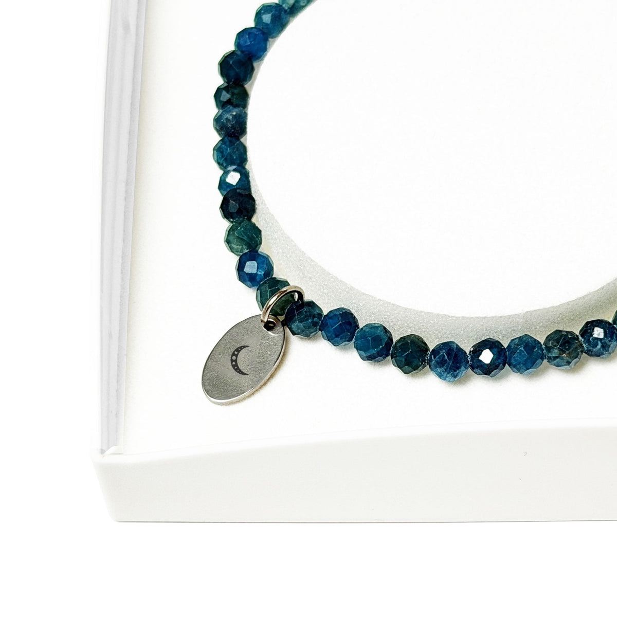 bracciale-in-apatite-perline-sfaccettate-3-4-mm-18-cm