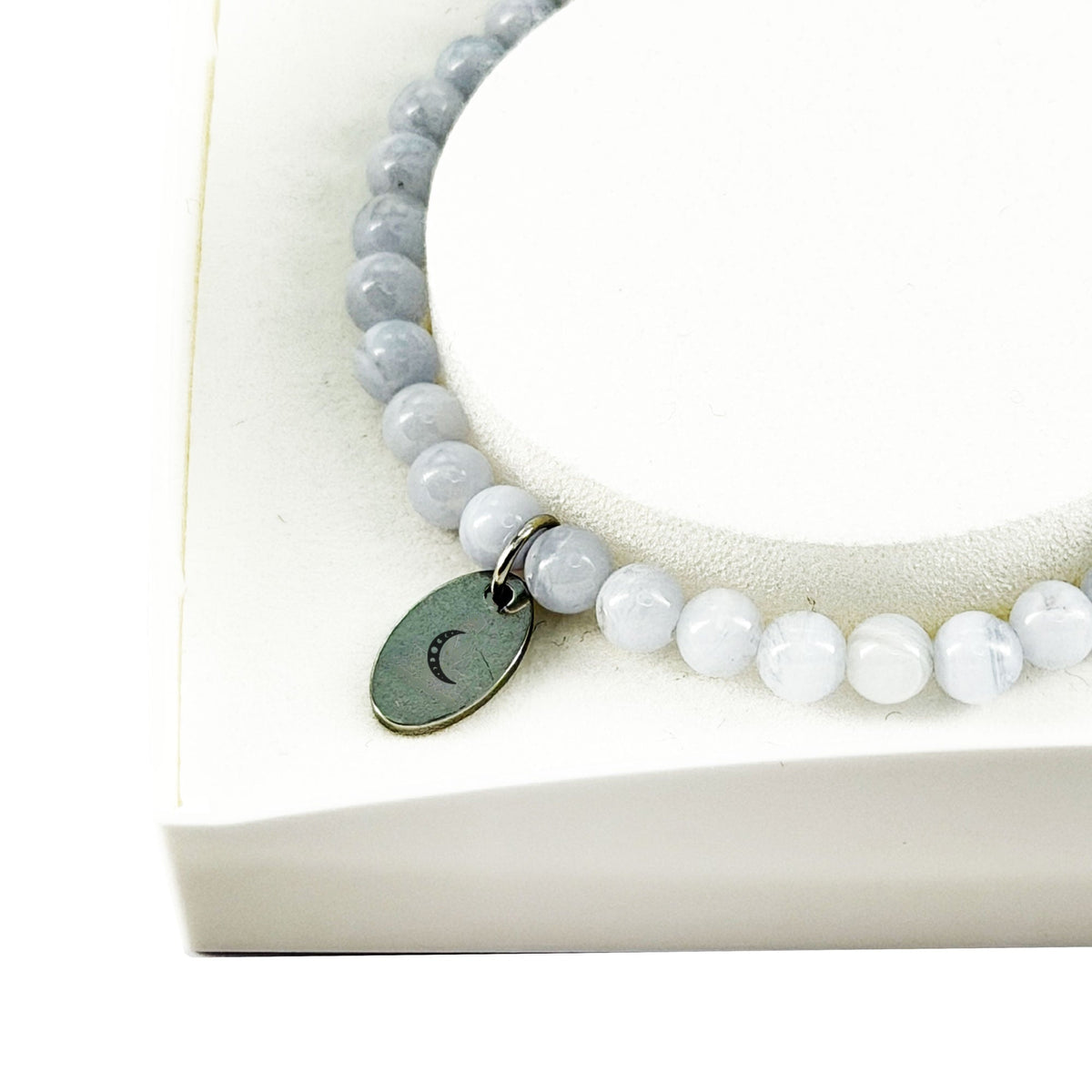 bracciale-in-calcedonio-perle-da-3-4-mm