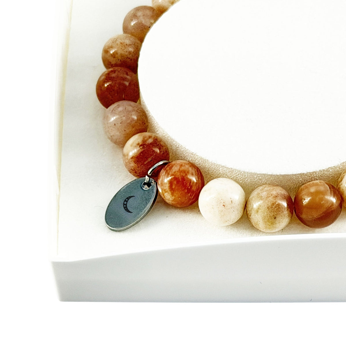 bracciale-in-eliolite-pietra-del-sole-perle-da-8-mm