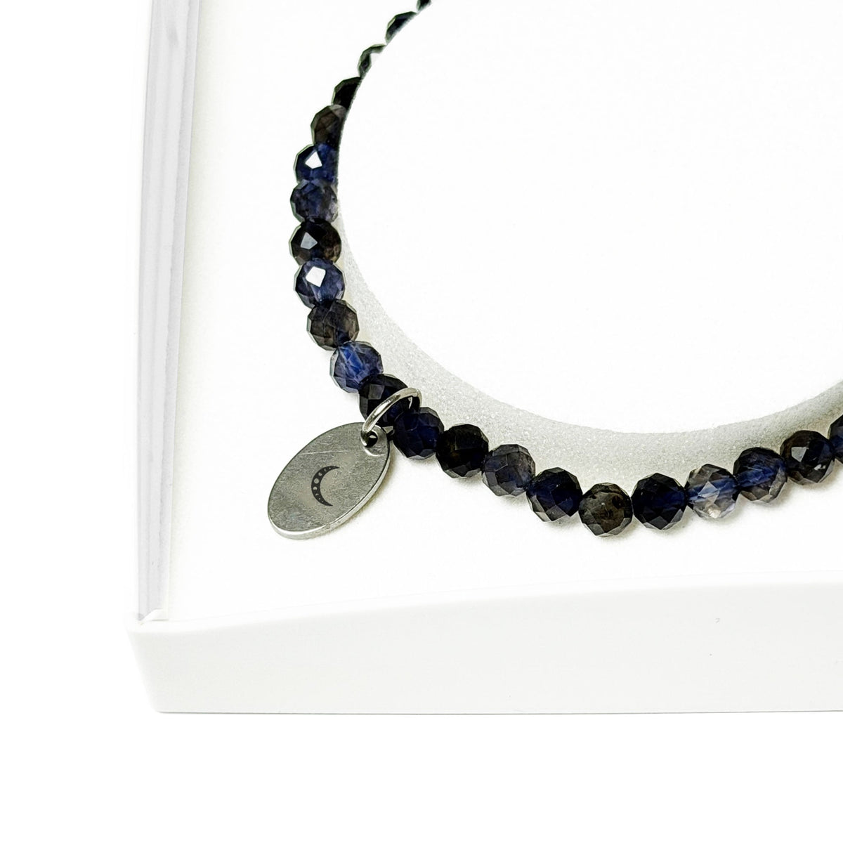 bracciale-in-iolite-perline-sfaccettate-3-4-mm-18-cm