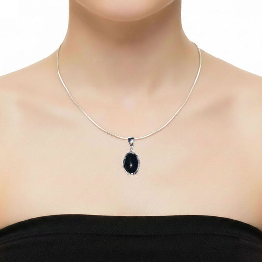 Ciondolo in onice nero Capucine – Ovale – Argento 925
