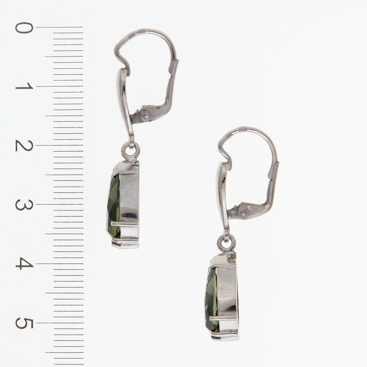 Orecchini in argento con Moldaviti 033