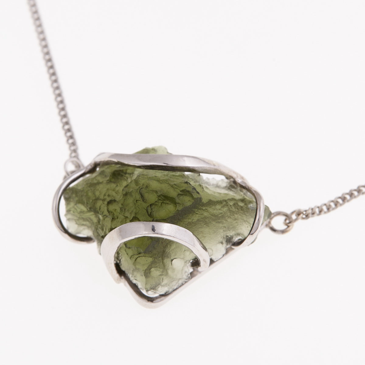 Collana in argento con Moldavite 256