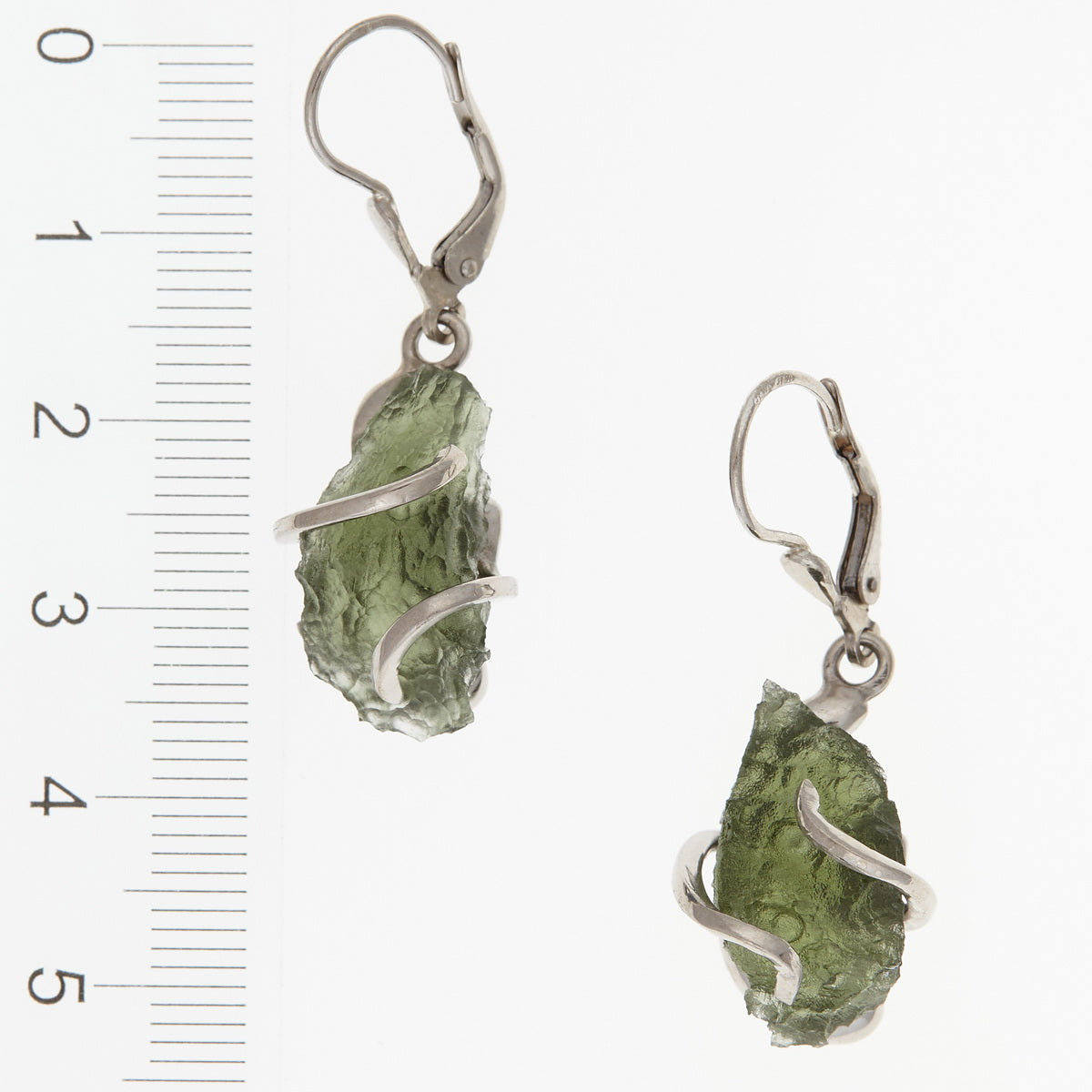 Orecchini in argento con Moldaviti naturali 312