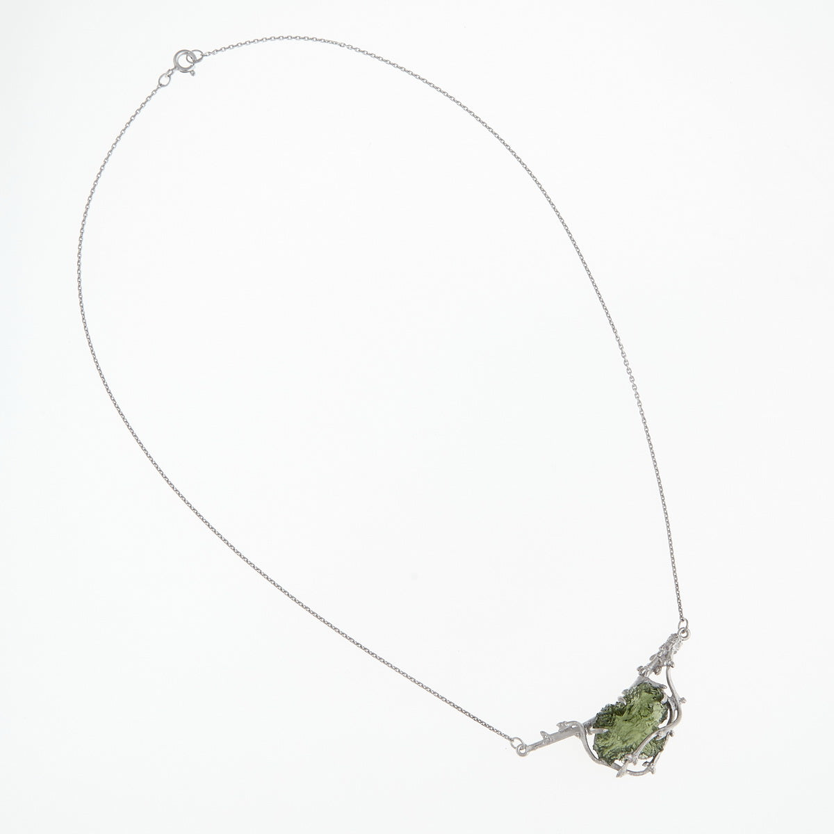 Collana in argento con Moldavite 8929