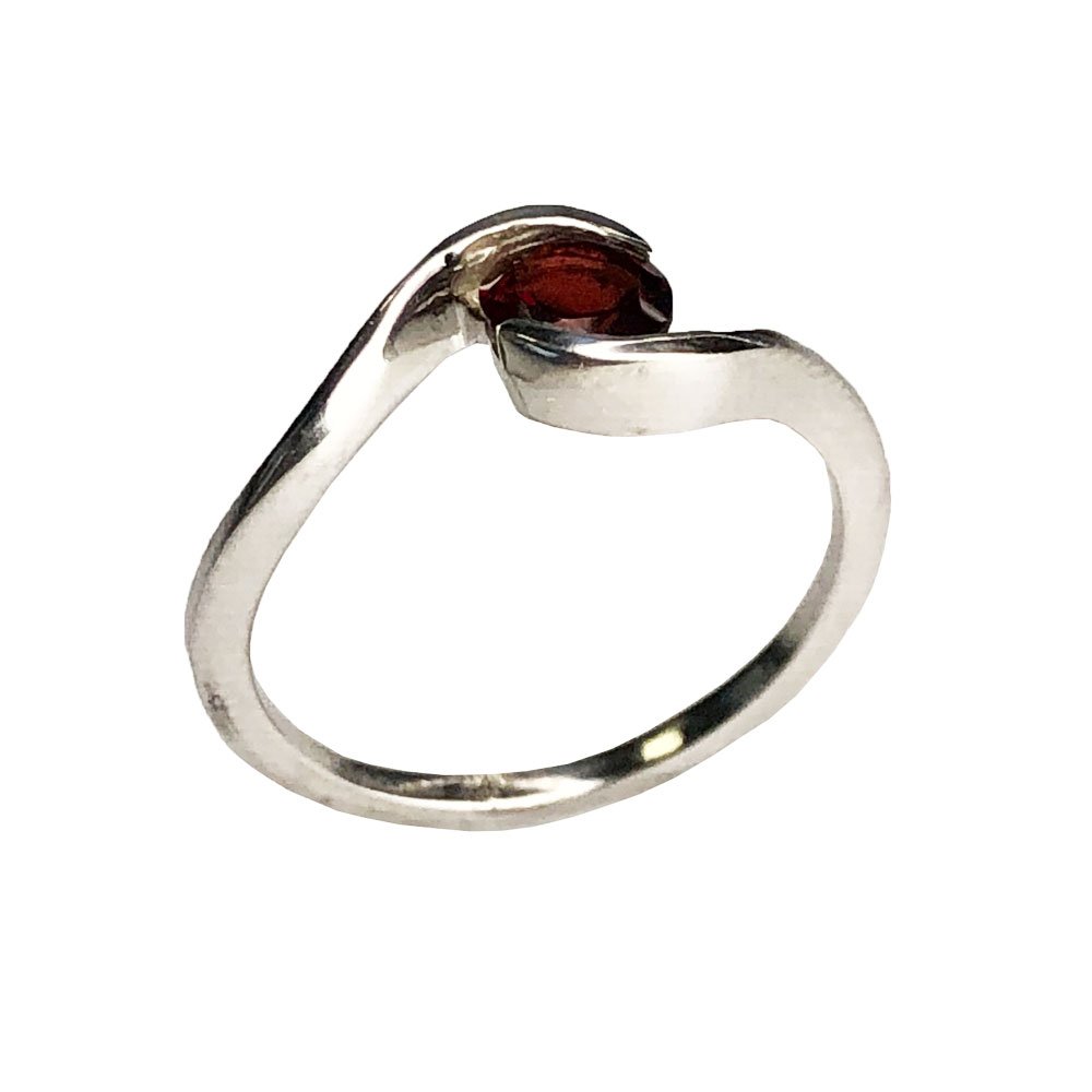 Anello “Doriane” con Granato Rosso – Argento 925