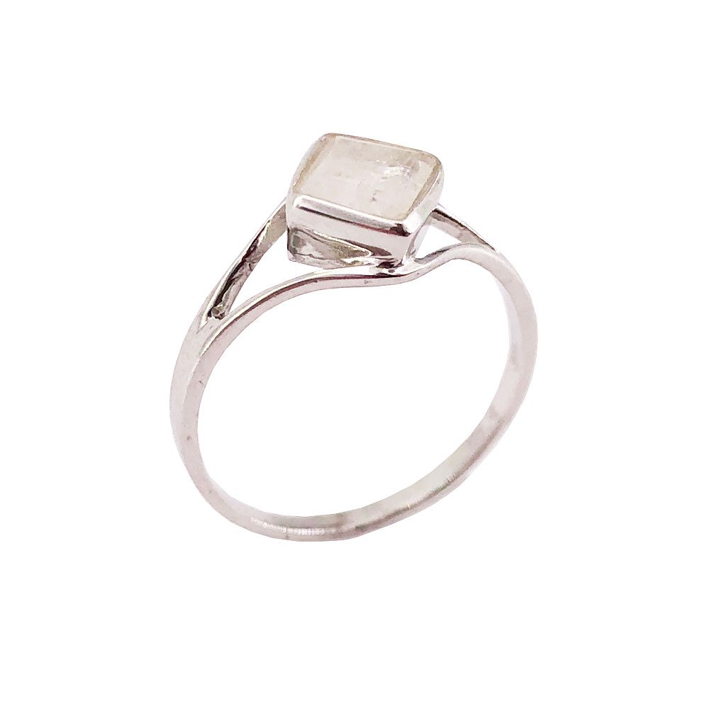 Anello Pietra di Luna “Elisabeth” – Argento 925
