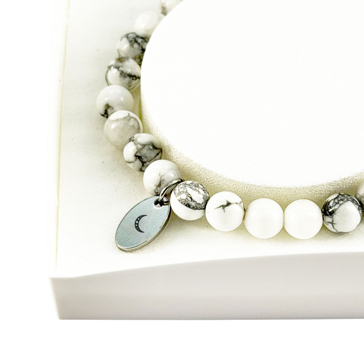 bracciale-in-howlite-perle-da-6-mm