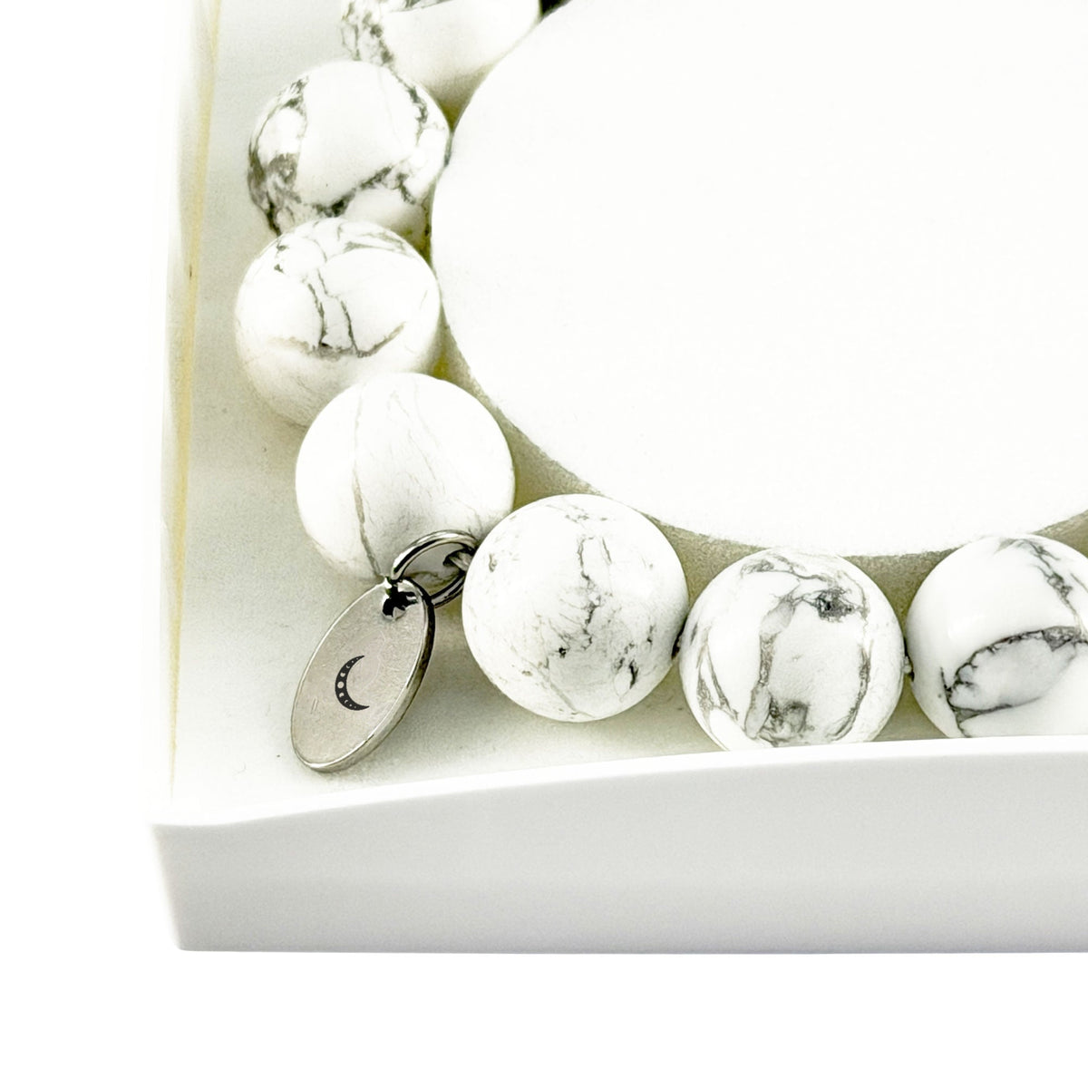bracciale-in-howlite-perle-da-12-mm