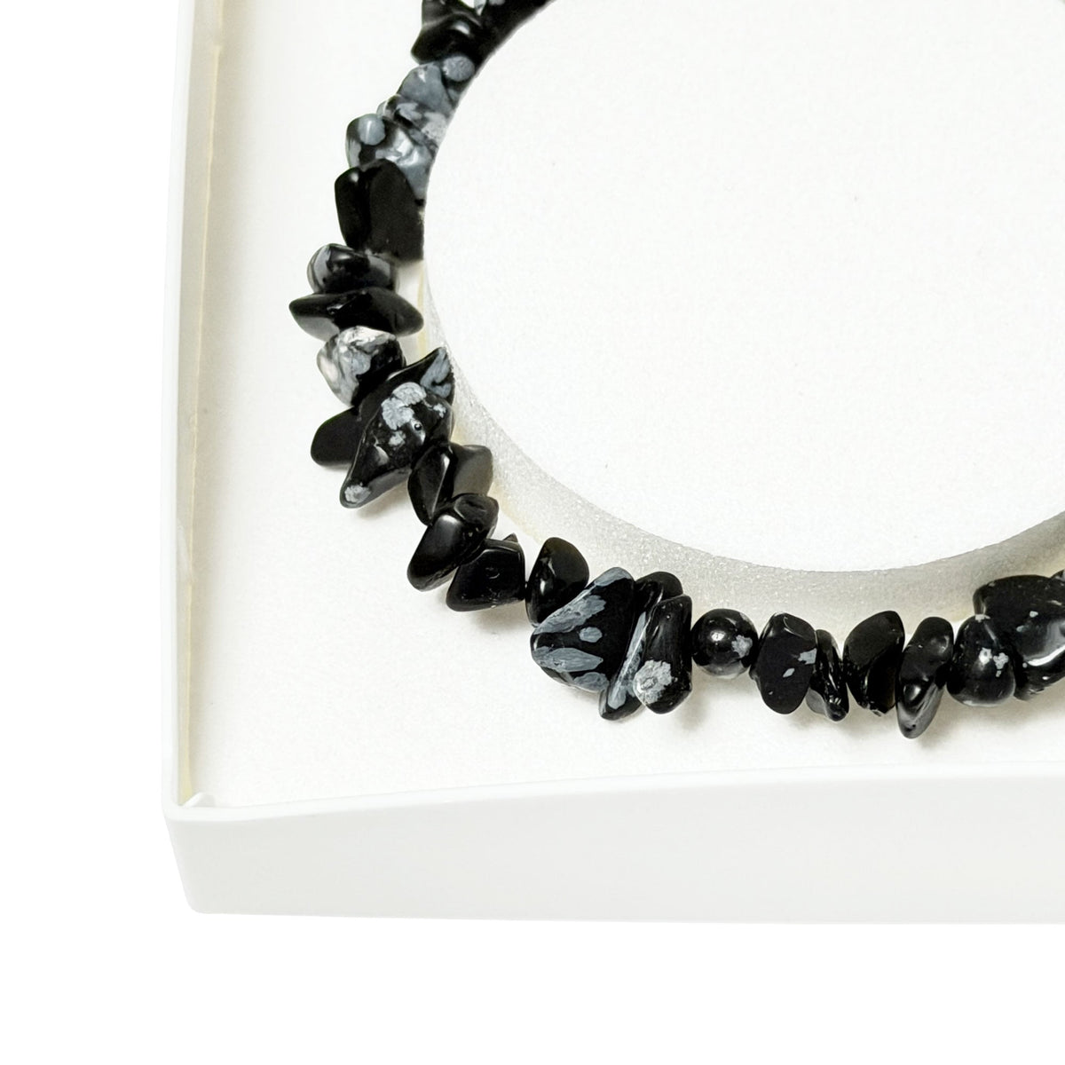 Bracciale in ossidiana neve – Barocco con chiusura – da 19 a 23 cm
