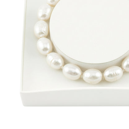 Bracciale in perle di maiorca bianche – Barocco