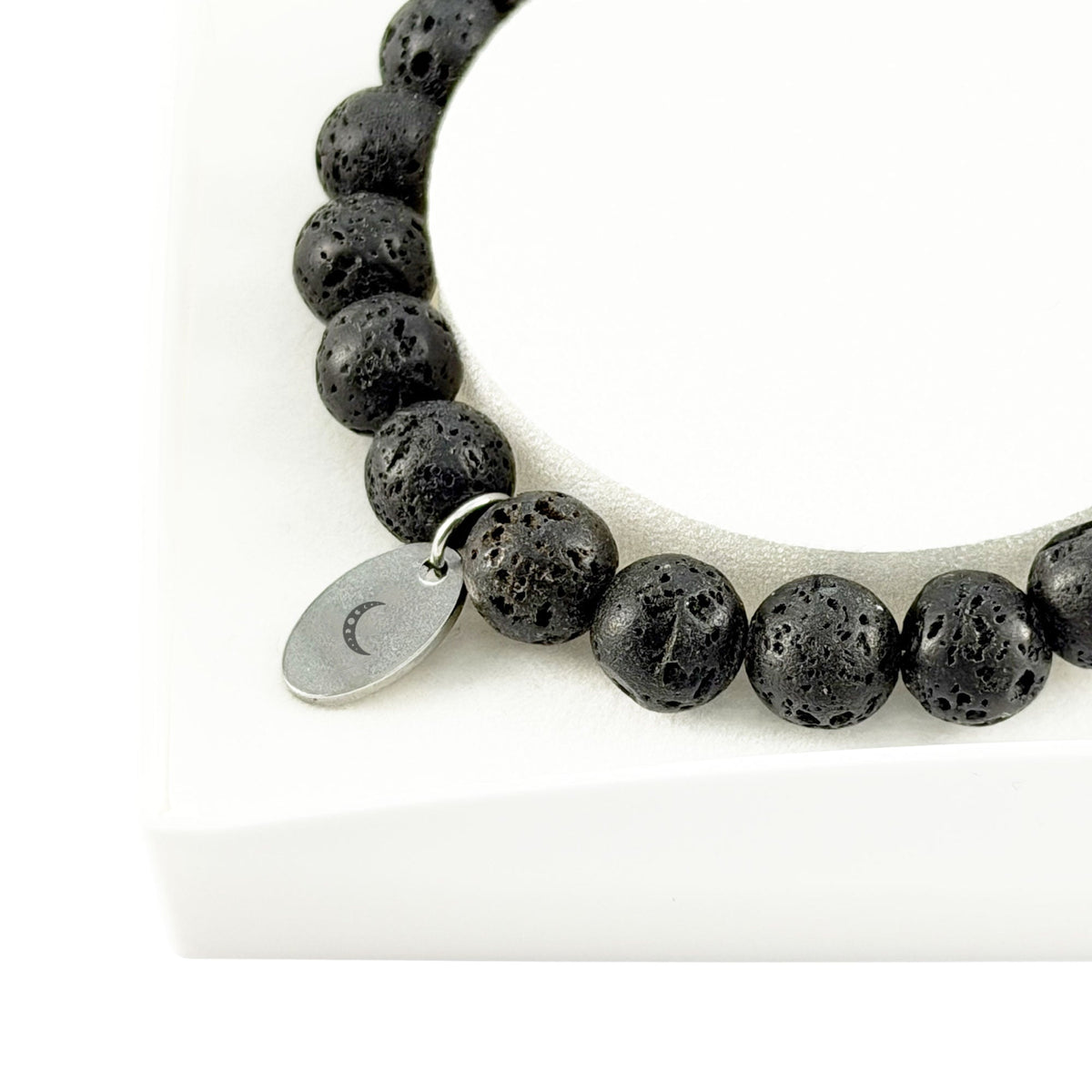 bracciale-in-pietra-lavica-perle-da-8-mm