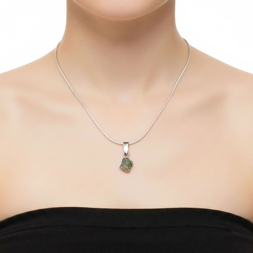 Ciondolo in alessandrite – Alexandrite Pietra grezza