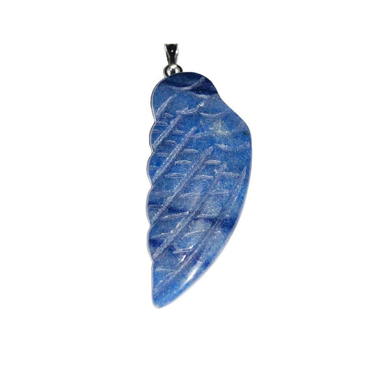 Ciondolo in quarzo blu – Ala d'angelo