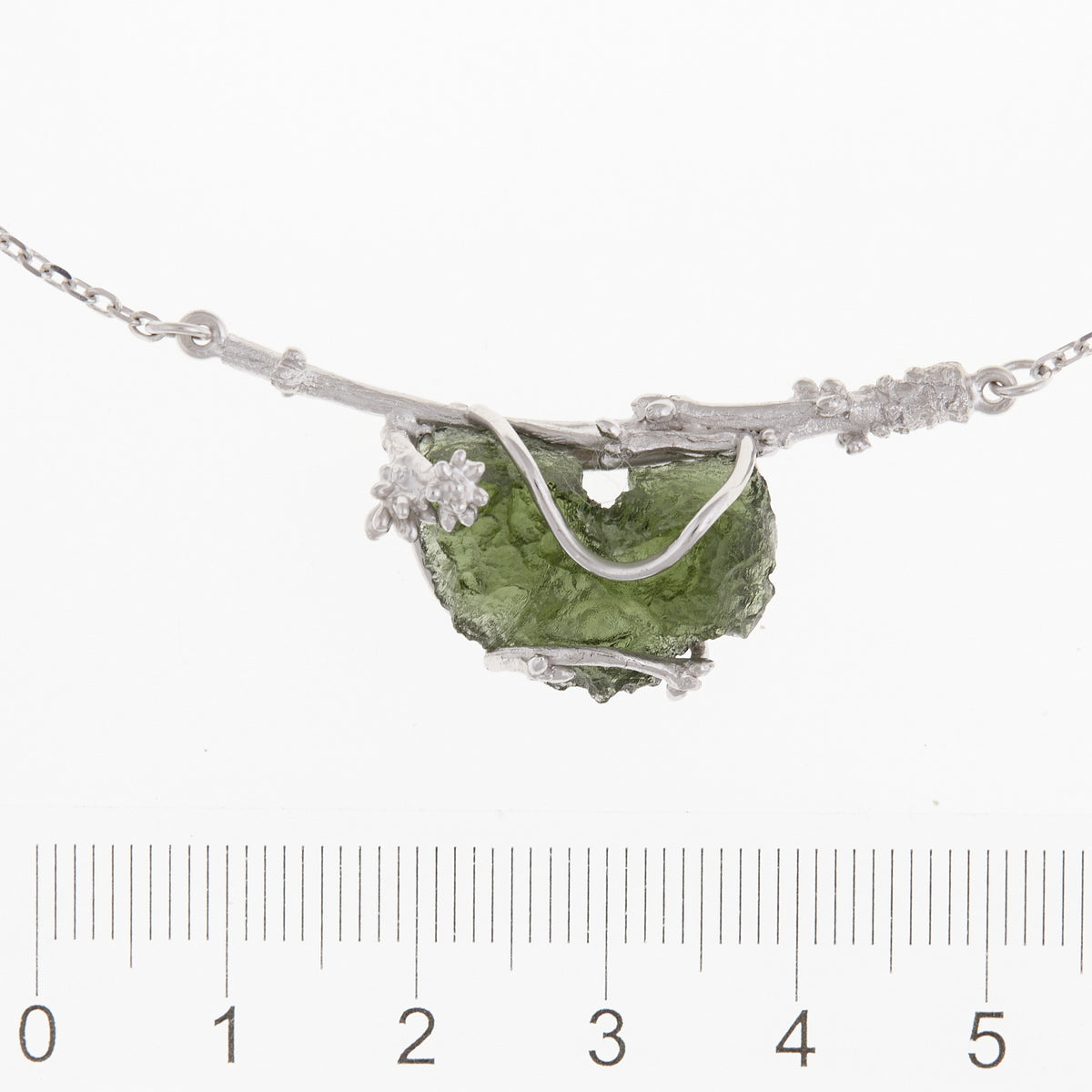 Collana in argento con Moldavite 8930