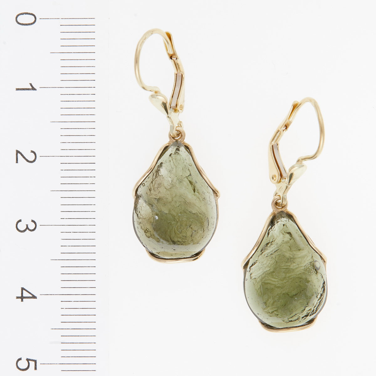 Orecchini d'oro con Moldaviti 146