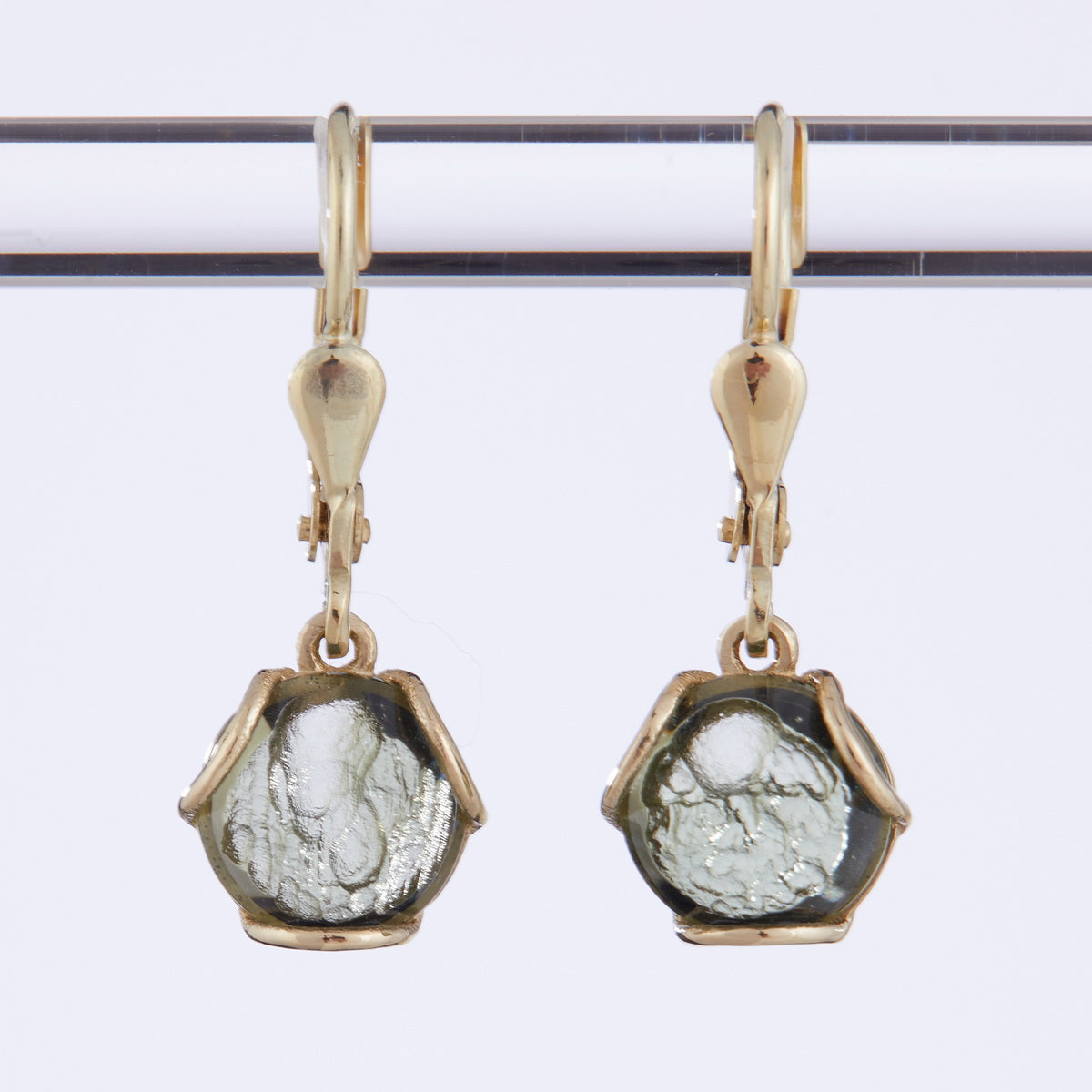 Orecchini d'oro con Moldaviti 171