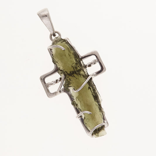 Ciondolo in argento con Moldavite – croce 6742