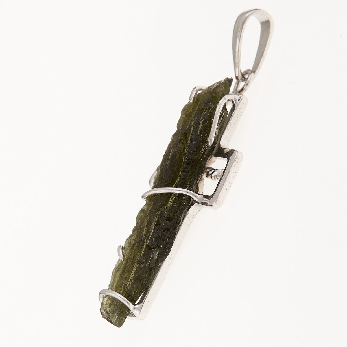 Ciondolo in argento con Moldavite – croce 6742