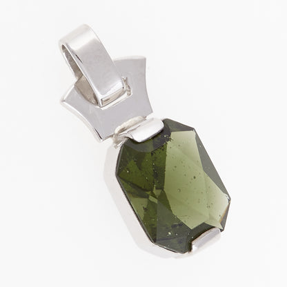 Ciondolo in argento con Moldavite 002