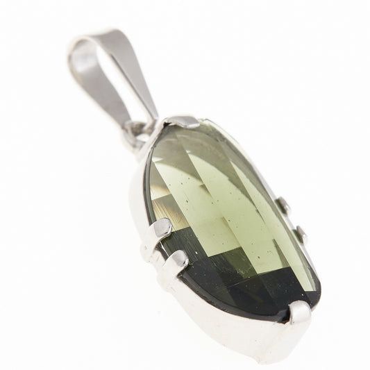 Ciondolo in argento con Moldavite 010