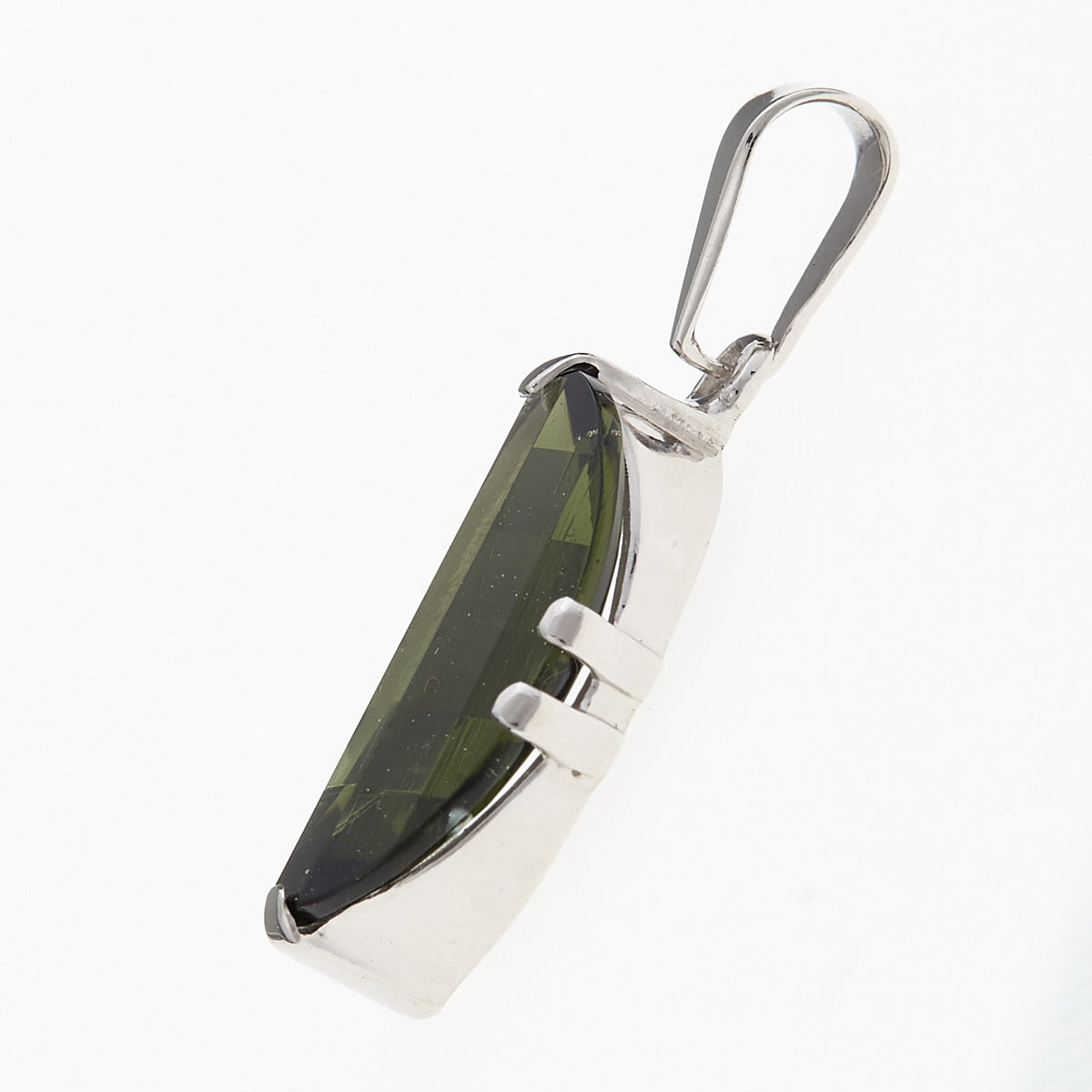 Ciondolo in argento con Moldavite 010