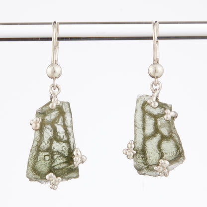 Orecchini in argento con Moldaviti naturali 1444