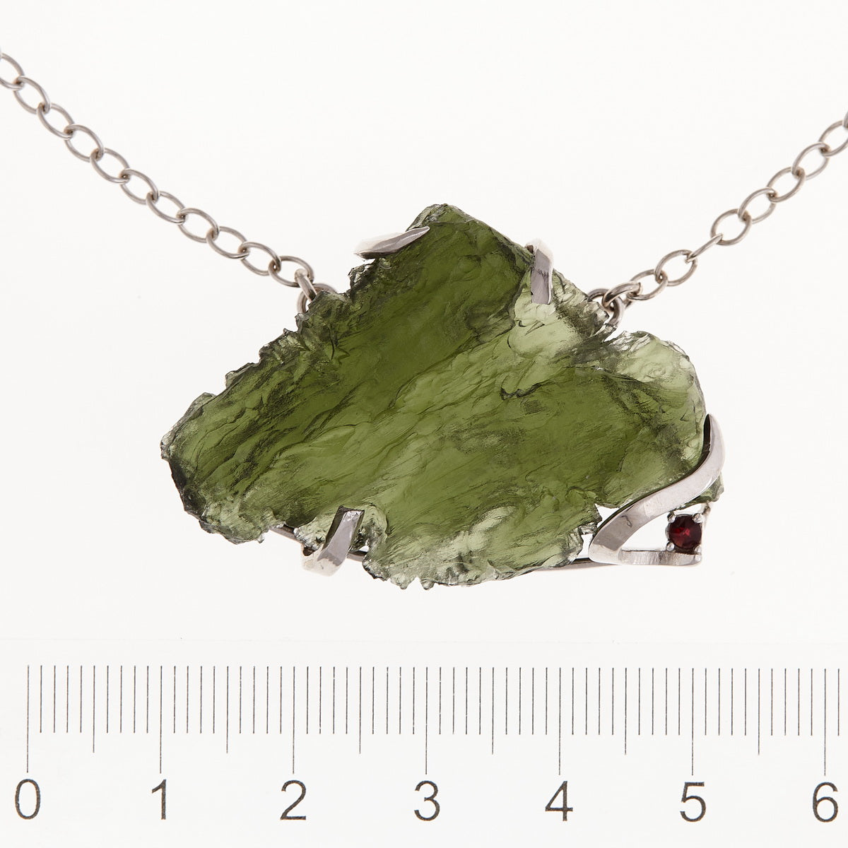 Collana in argento con Moldavite e Granato 8657
