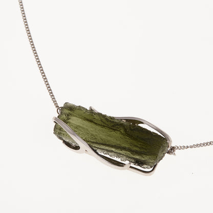 Collana in argento con Moldavite 8660