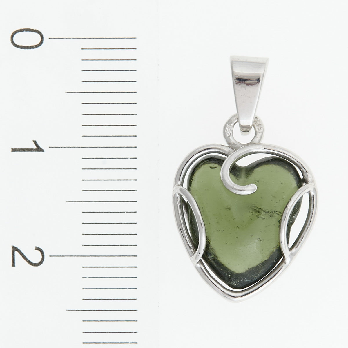 Ciondolo in argento con Moldavite – cuore 3