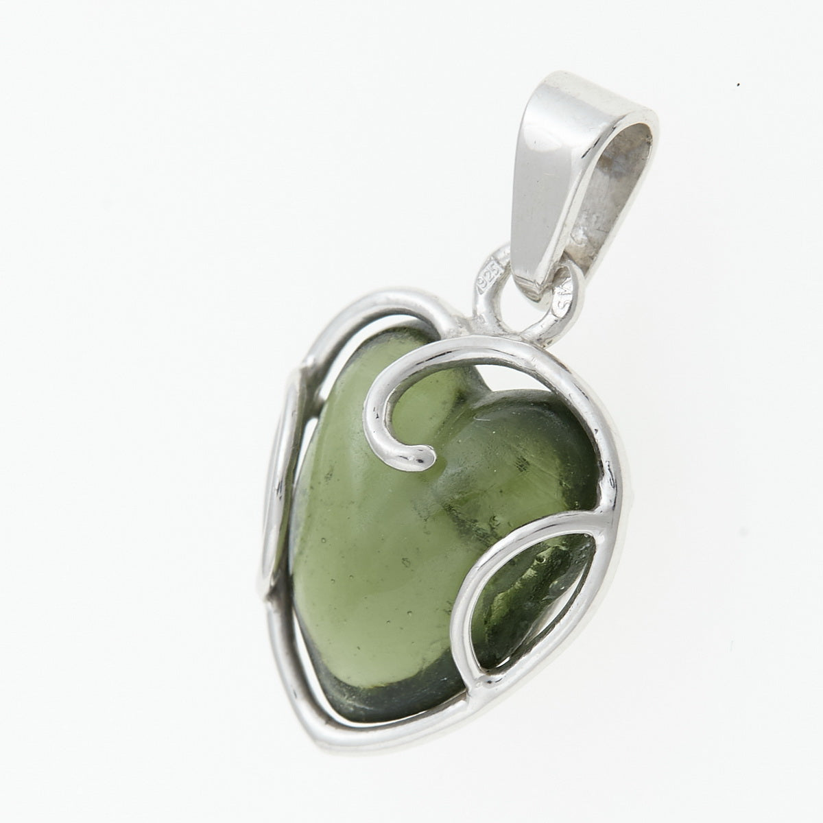 Ciondolo in argento con Moldavite – cuore 3