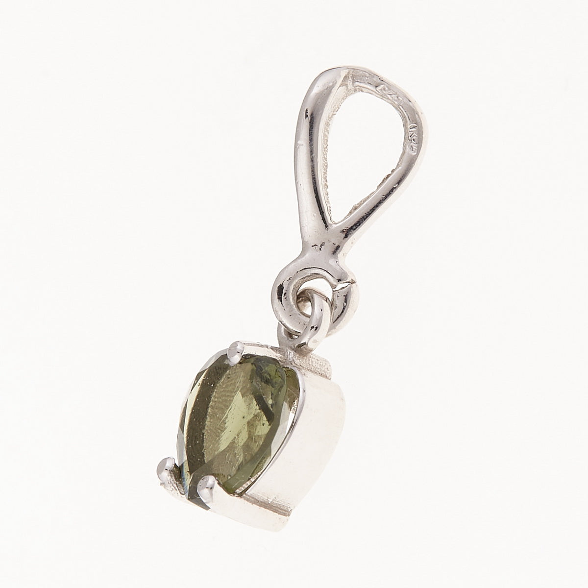 Ciondolo in argento con Moldavite – cuore 585