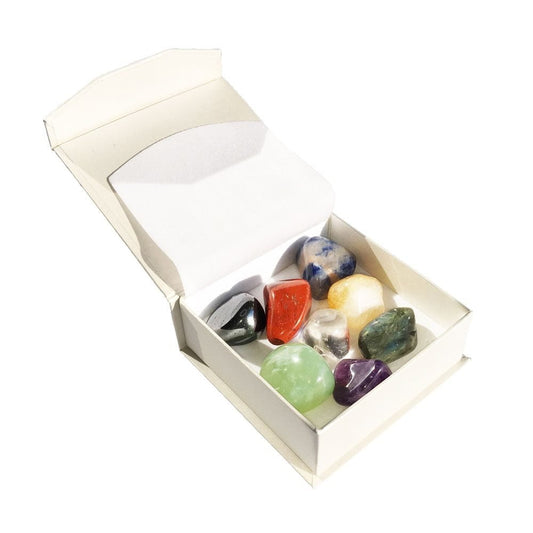 Scatola con pietre rotolate dei 7 Chakra