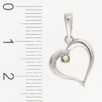 Ciondolo in argento con Moldavite – cuore 1379