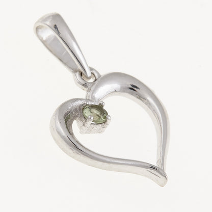 Ciondolo in argento con Moldavite – cuore 1379